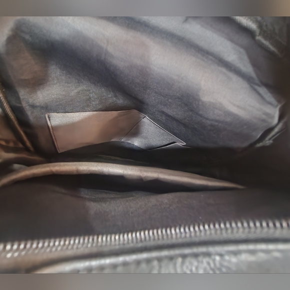 Jeep Vintage Black Leather Buluo Backpack for Men - Picture 9 of 13